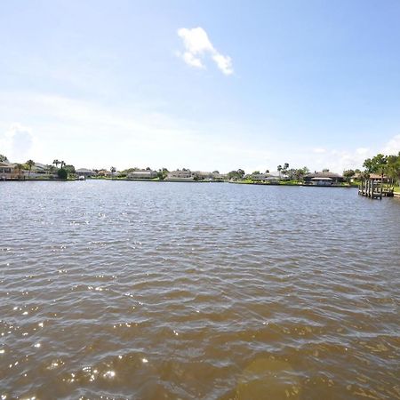 Sunset Bay Beautiful Pool Home - Bring Your Boat Or Jet Ski - Canal With Dock- Sleeps 10 - 4 Bd Palm Coast Exteriér fotografie